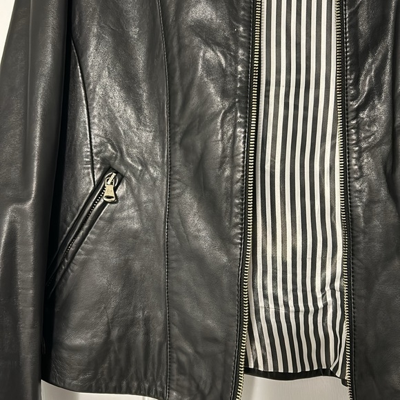 Massimo Dutti leather jacket - Picture 2 of 7